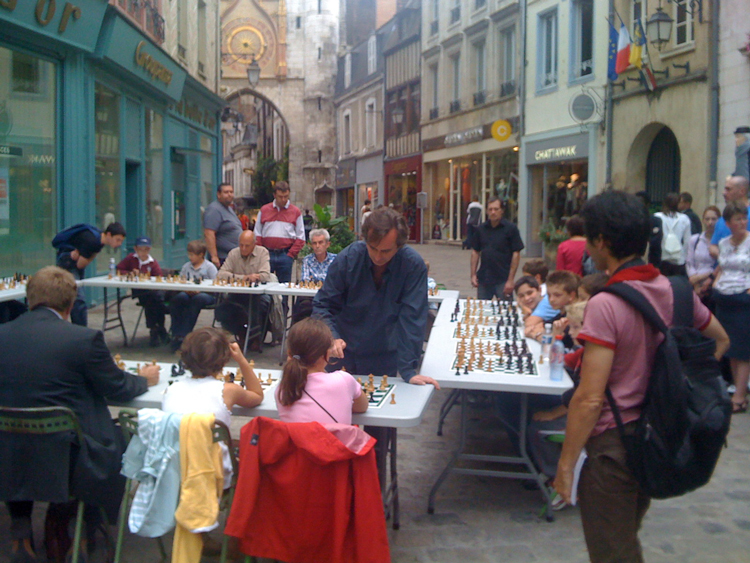 simult_2009_3_