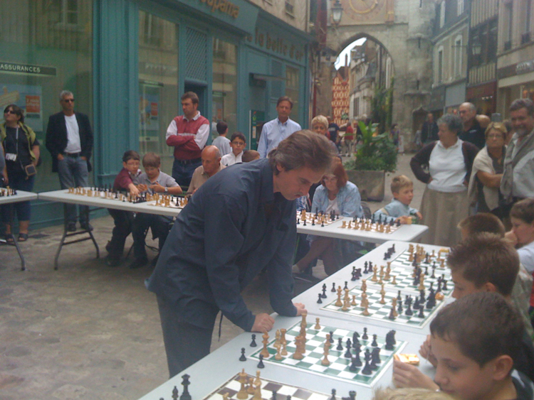 simult_2009_6_